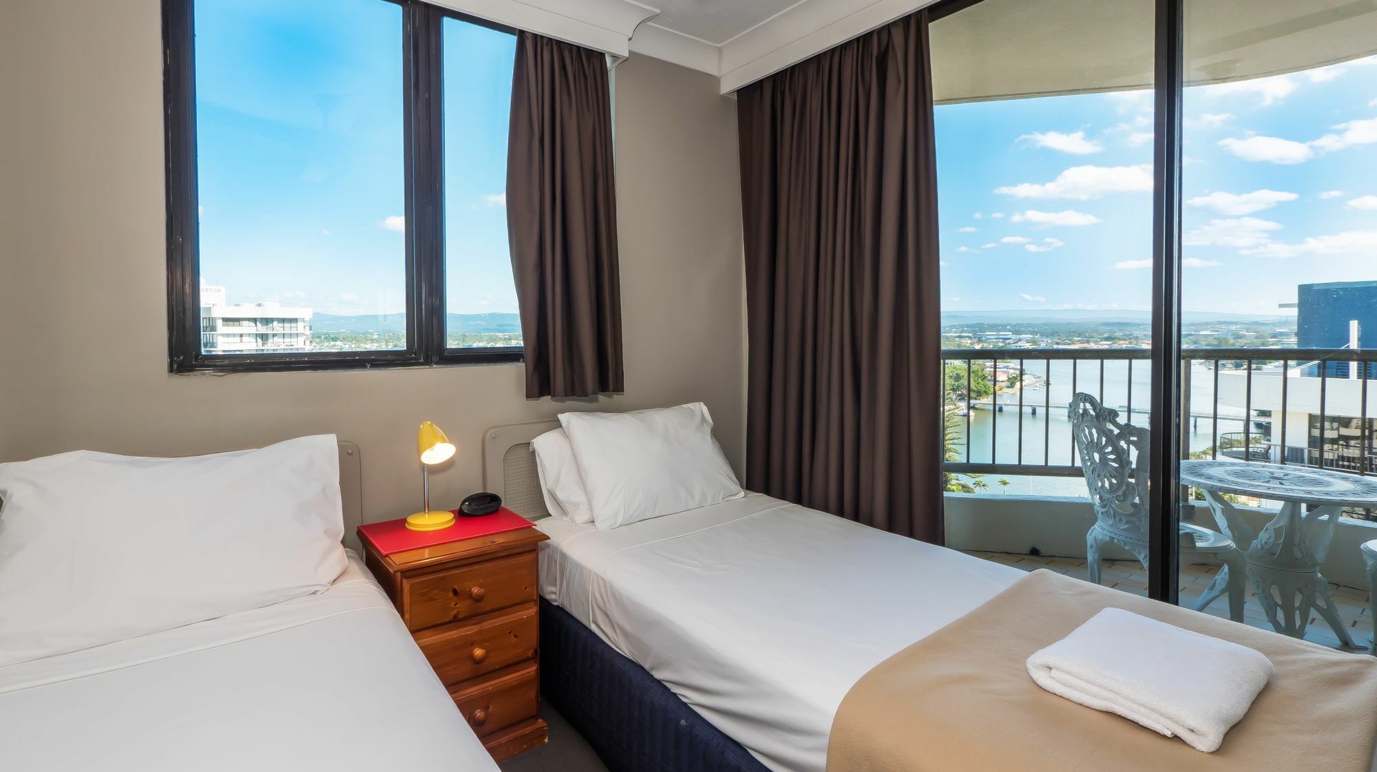 Aristocrat Apartments Gold Coast Eksteriør billede